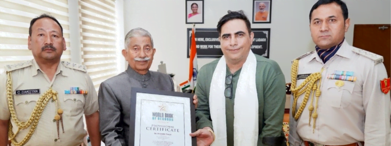 Dr. Arvinder Singh Received Award From Ladakh Governor | Dr Arvinder Singh World Record in Khardungla Pass Ladakh