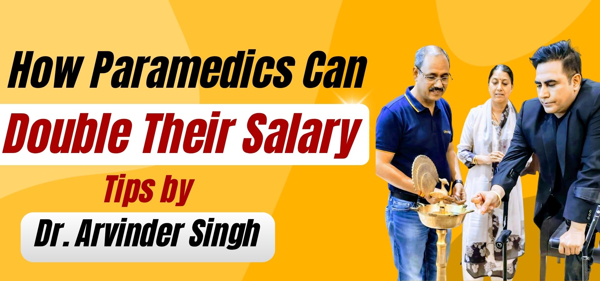 Dr. Arvinder Singh delivering a session on how paramedics can double their salary during a Meril training event.